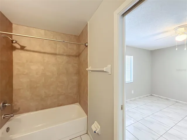 12929 Ohio Woods Ln, Orlando FL 32824