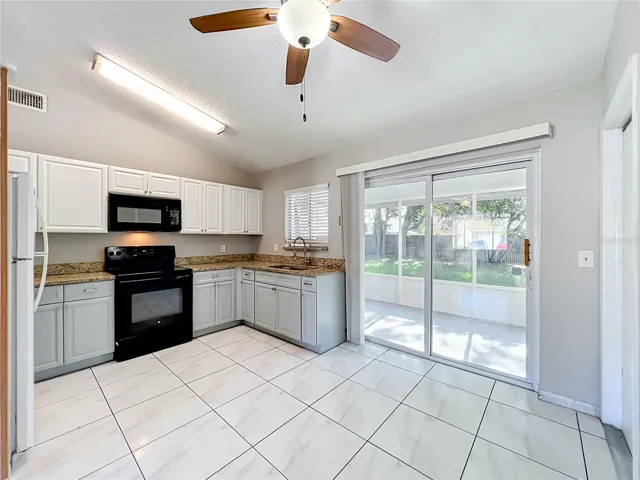 12929 Ohio Woods Ln, Orlando FL 32824