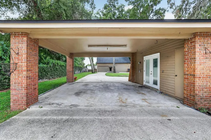 Carport