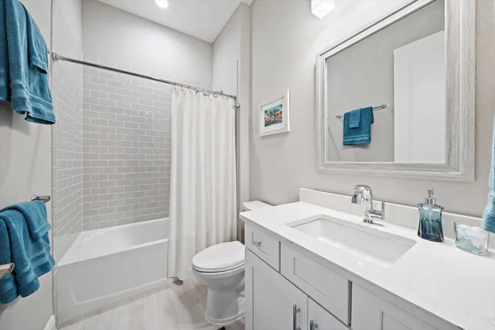 Spare bathroom 2, located in hall off of living space, near bedroom 2.