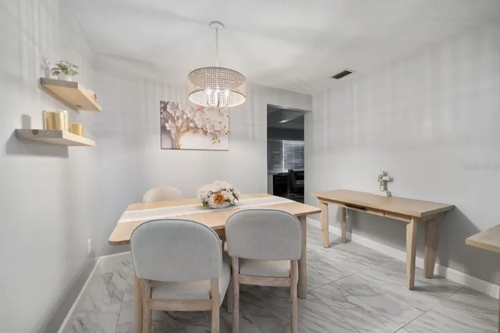DINING ROOM, LOOK AT THIS LIGHTING