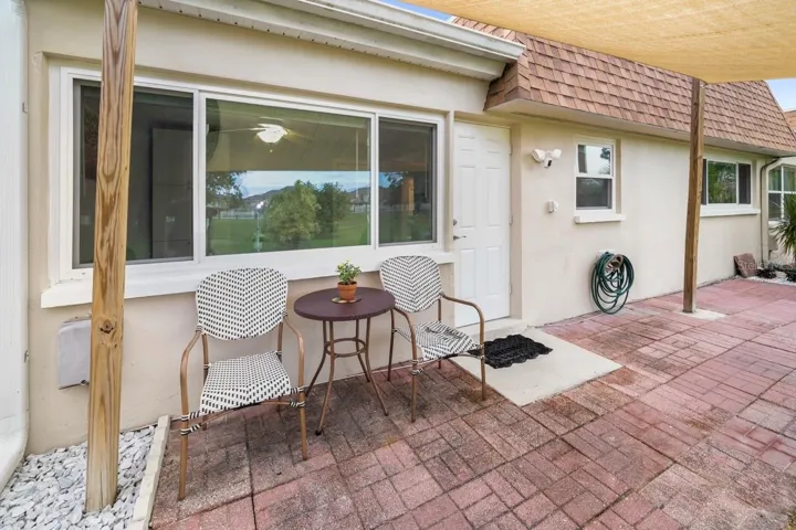OVERED BACK PATIO & YARD