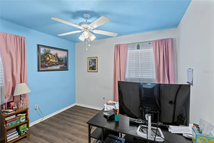 Guest bedroom 3