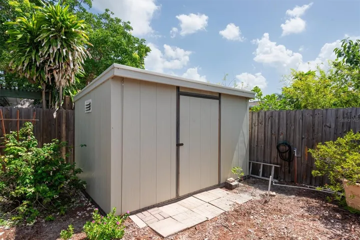 Storage Shed with power