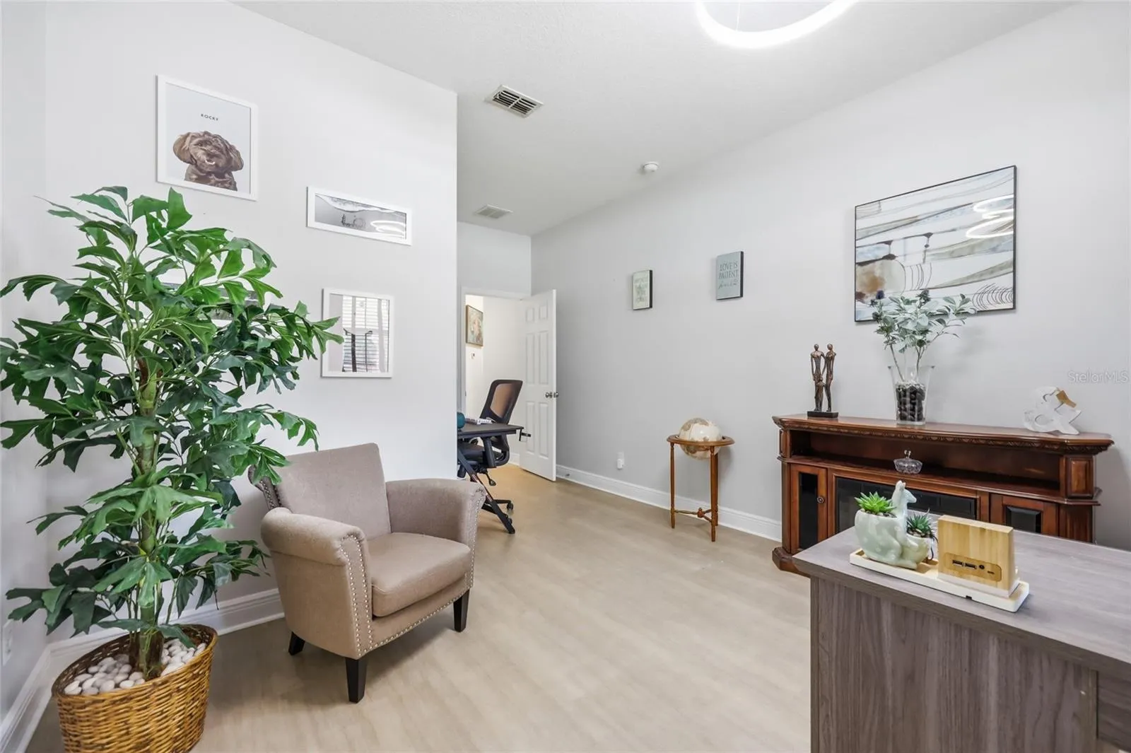 Office/Den