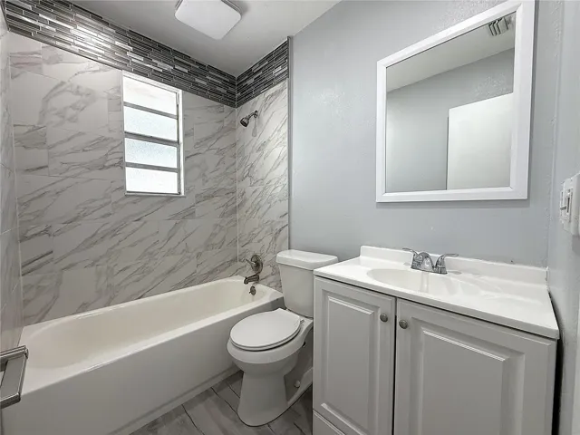 2nd bathroom