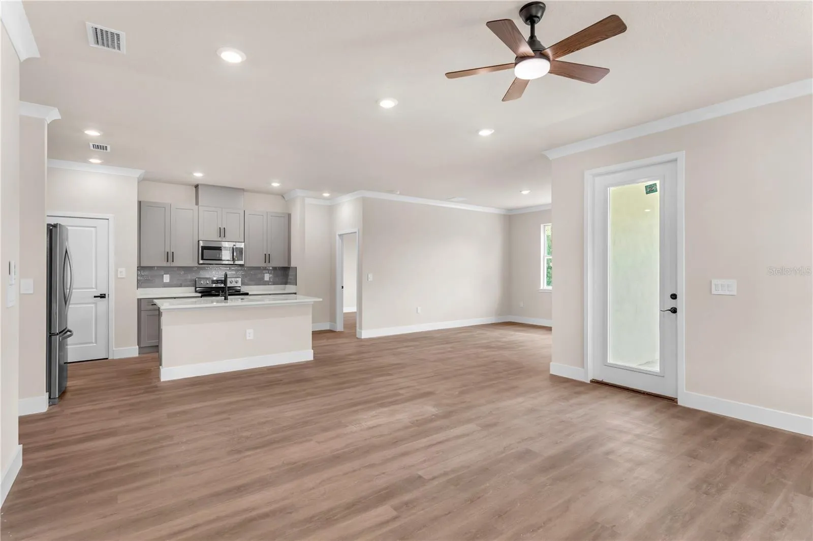 2203 W Lowry Ave, Plant City, Florida 33563 — photo 5