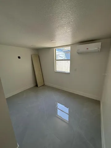 FRONT UNIT EFFICIENCY FLEX AREA