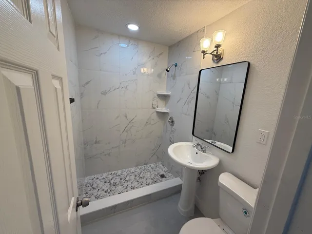 FRONT UNIT BATH