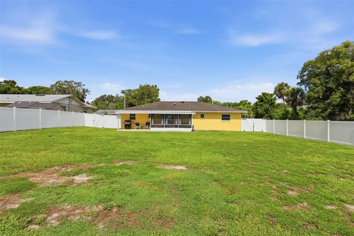 Huge fenced Backyard