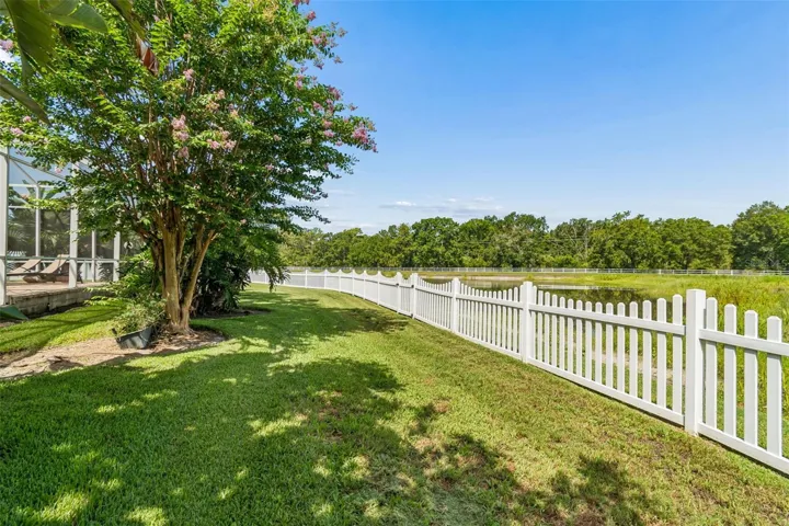 Large Fenced Yard