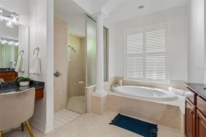 Tub