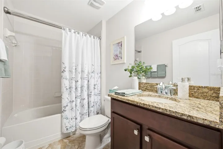 Guest Bath!
