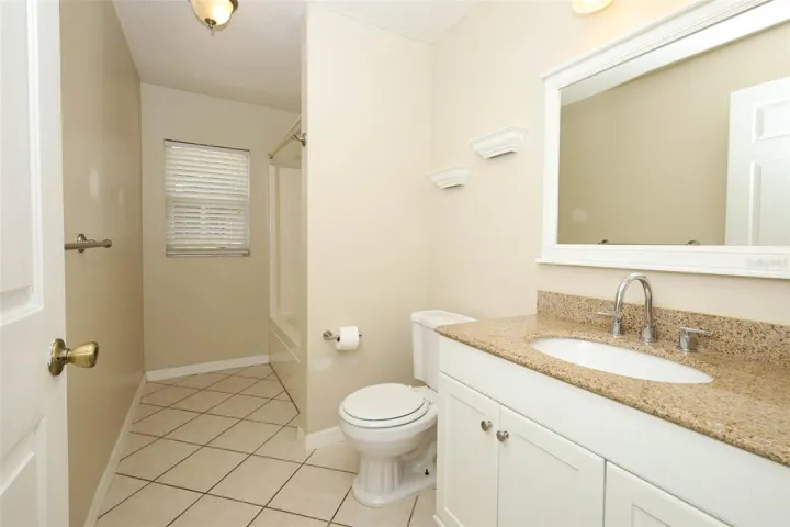 2nd bathroom