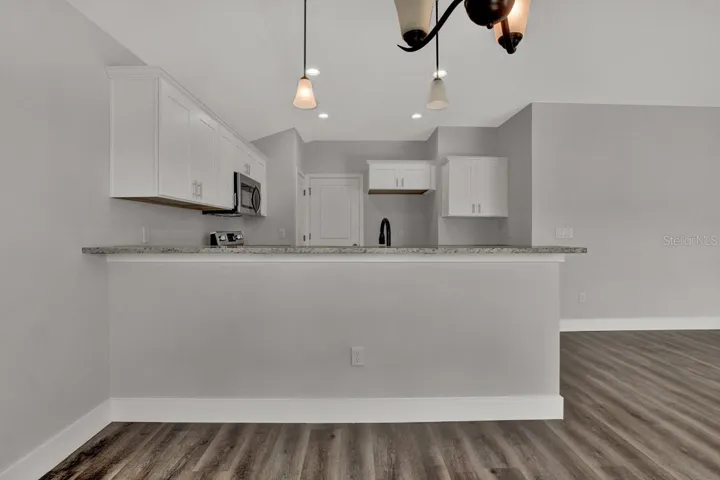 Model home colors not exact**