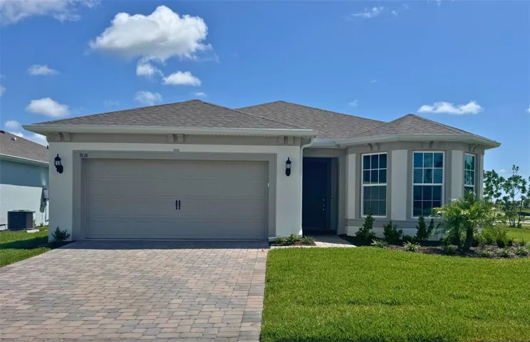 Actual home photo. Colors, finishes, textures and options may appear differently in person due to variations in monitors and viewing devices.