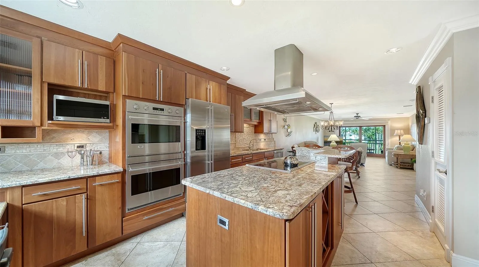 Exquisite kitchen