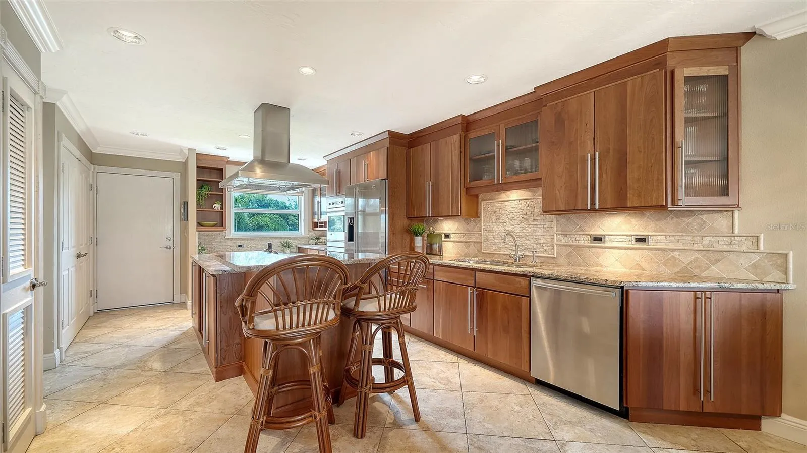 Exquisite kitchen