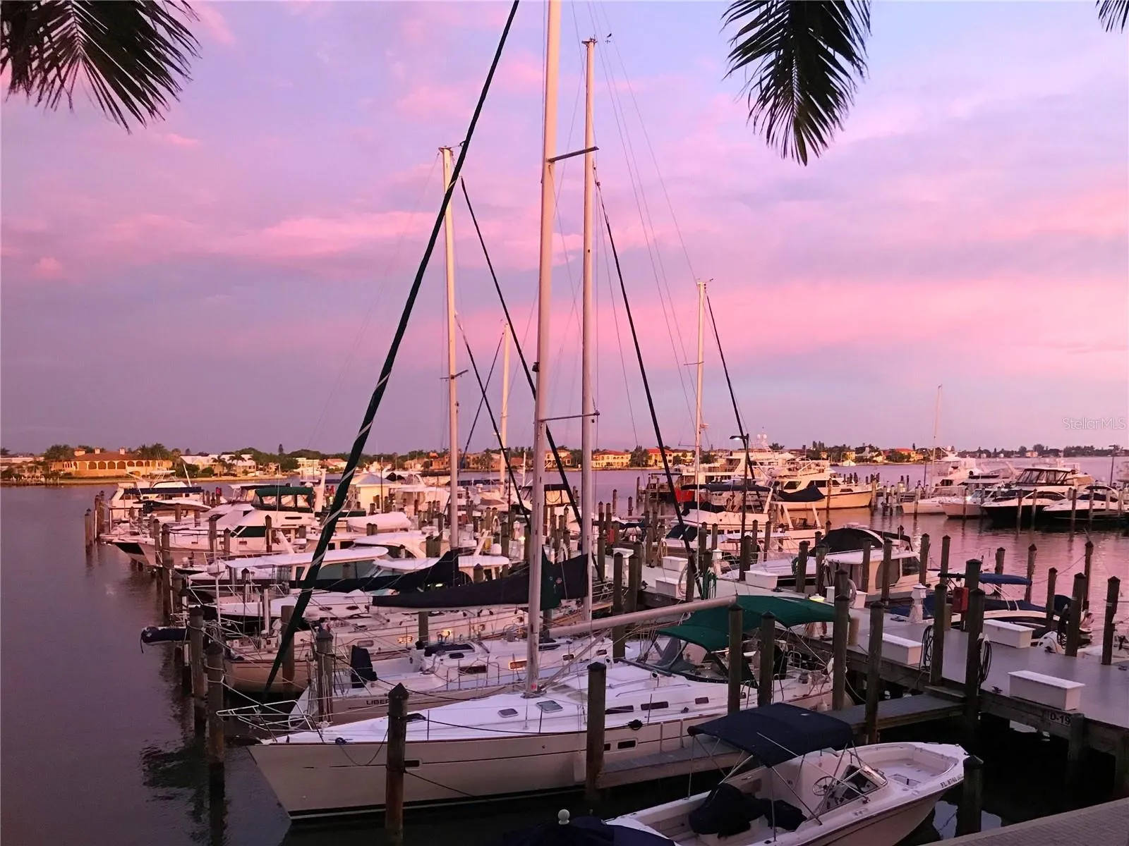 nearby marinas