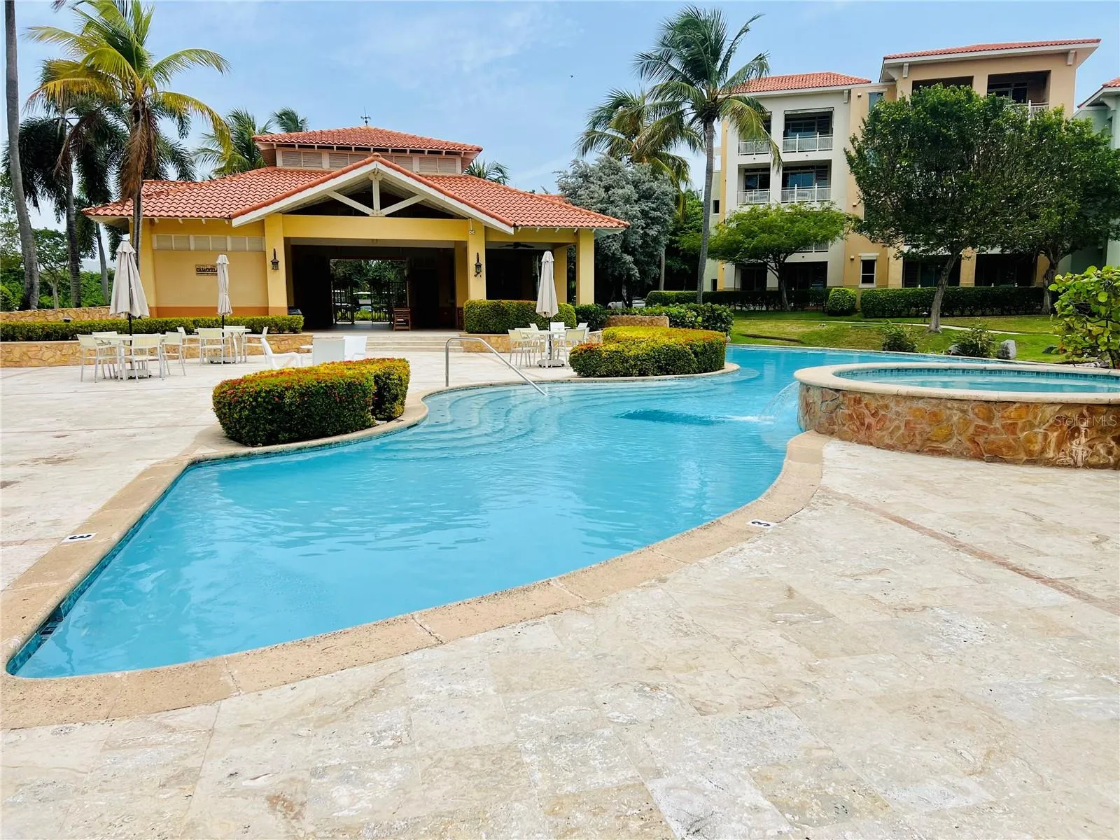 Pool & jacuzzi area Pool & jacuzzi area