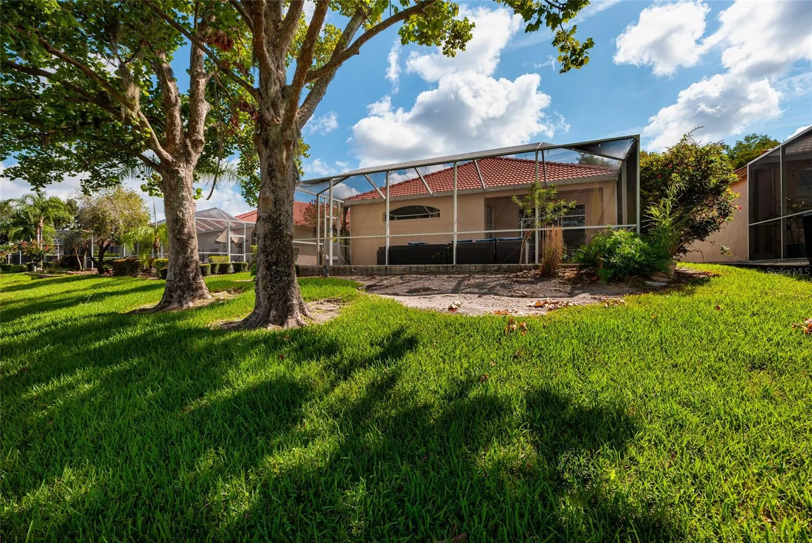 HOA takes care of your lawn!
