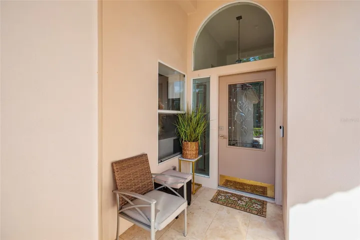 Screened in front porch