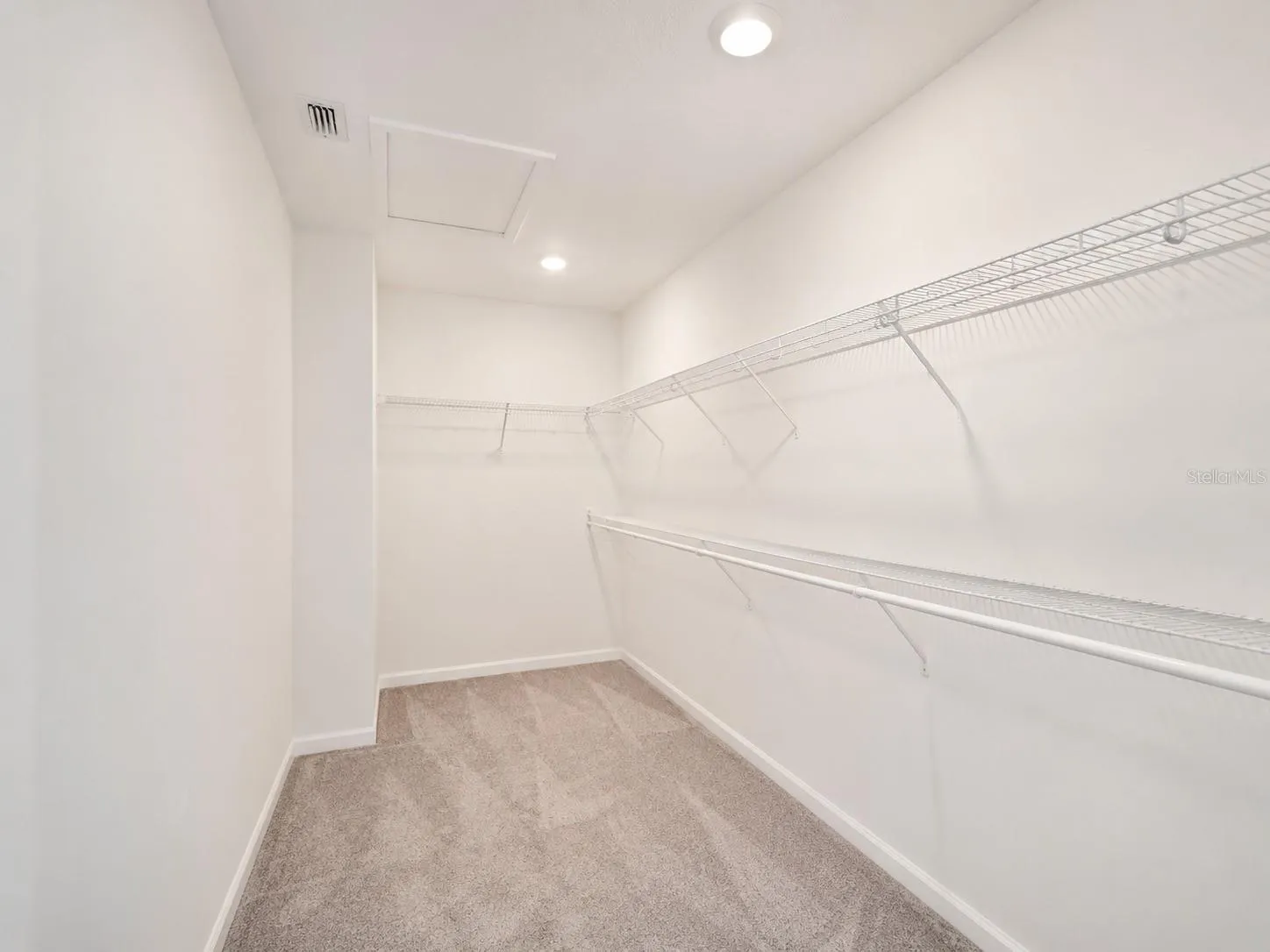 Walk in closet