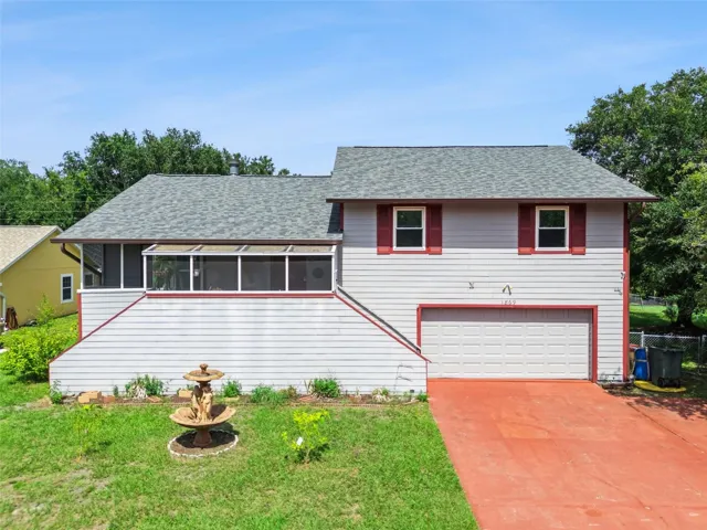 View of property facing east