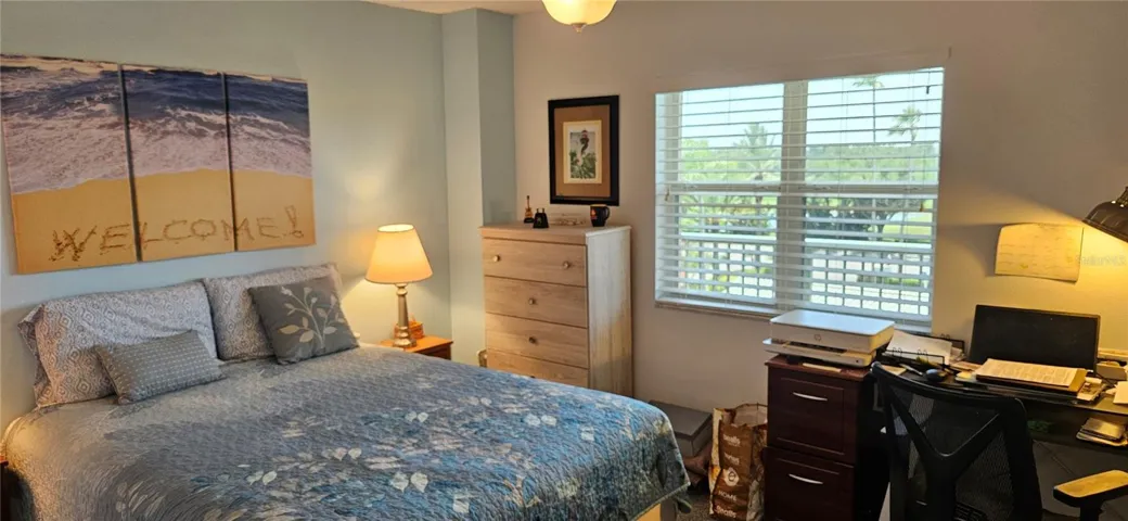 Guest bedroom