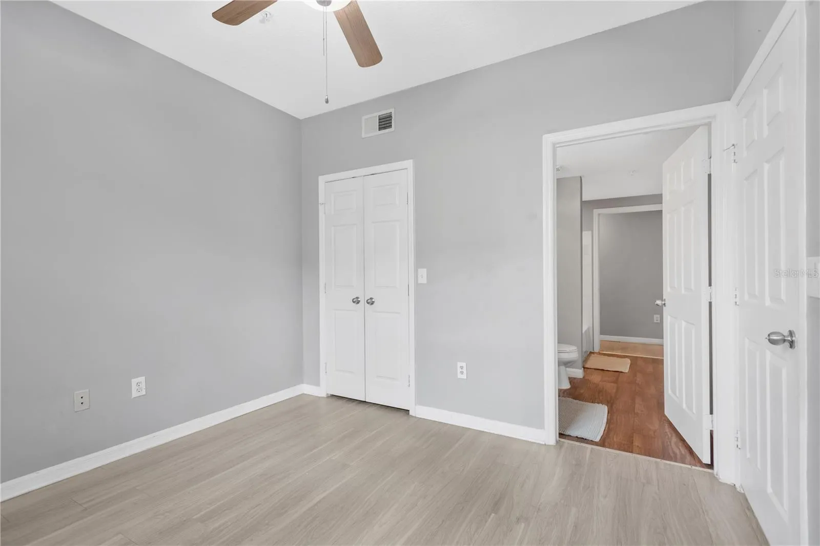 Guest Room w/Vinyl Plank Flooring