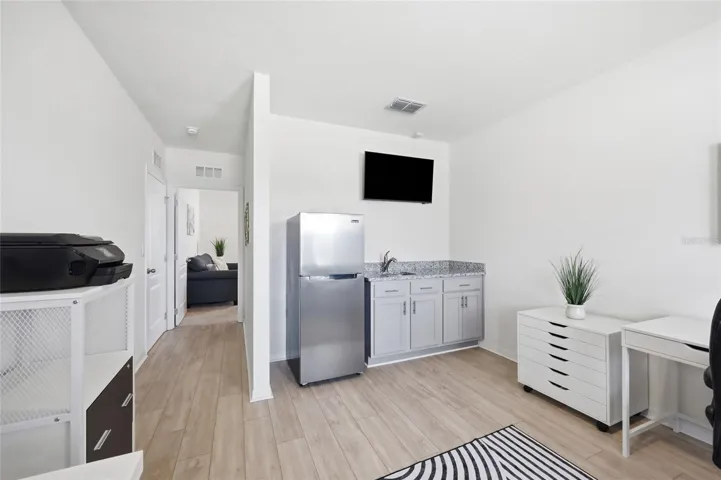Mult-Gen Suite- Space for Kitchenette