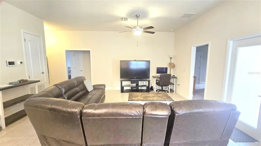 Livingroom 1