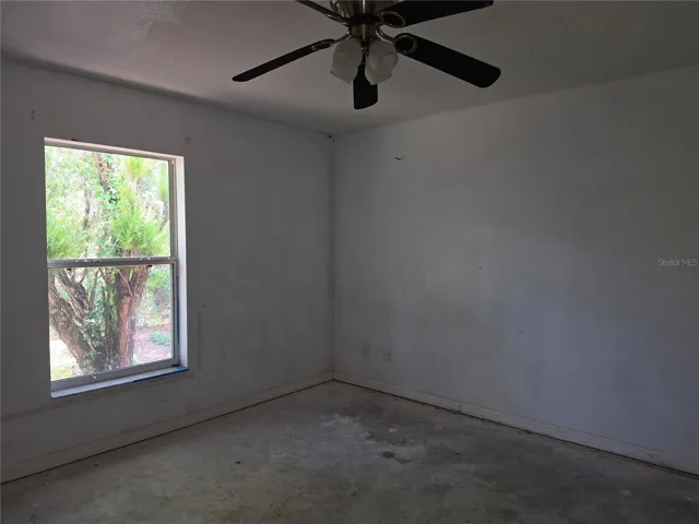 Guest bedroom 1