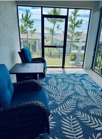 Outdoor Lanai Daytime