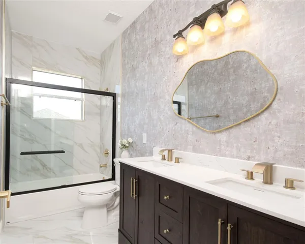 Guest Bath 2nd floor