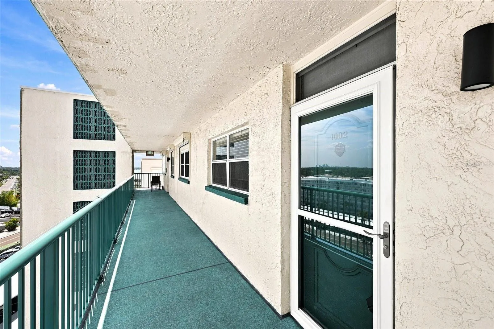 10th floor