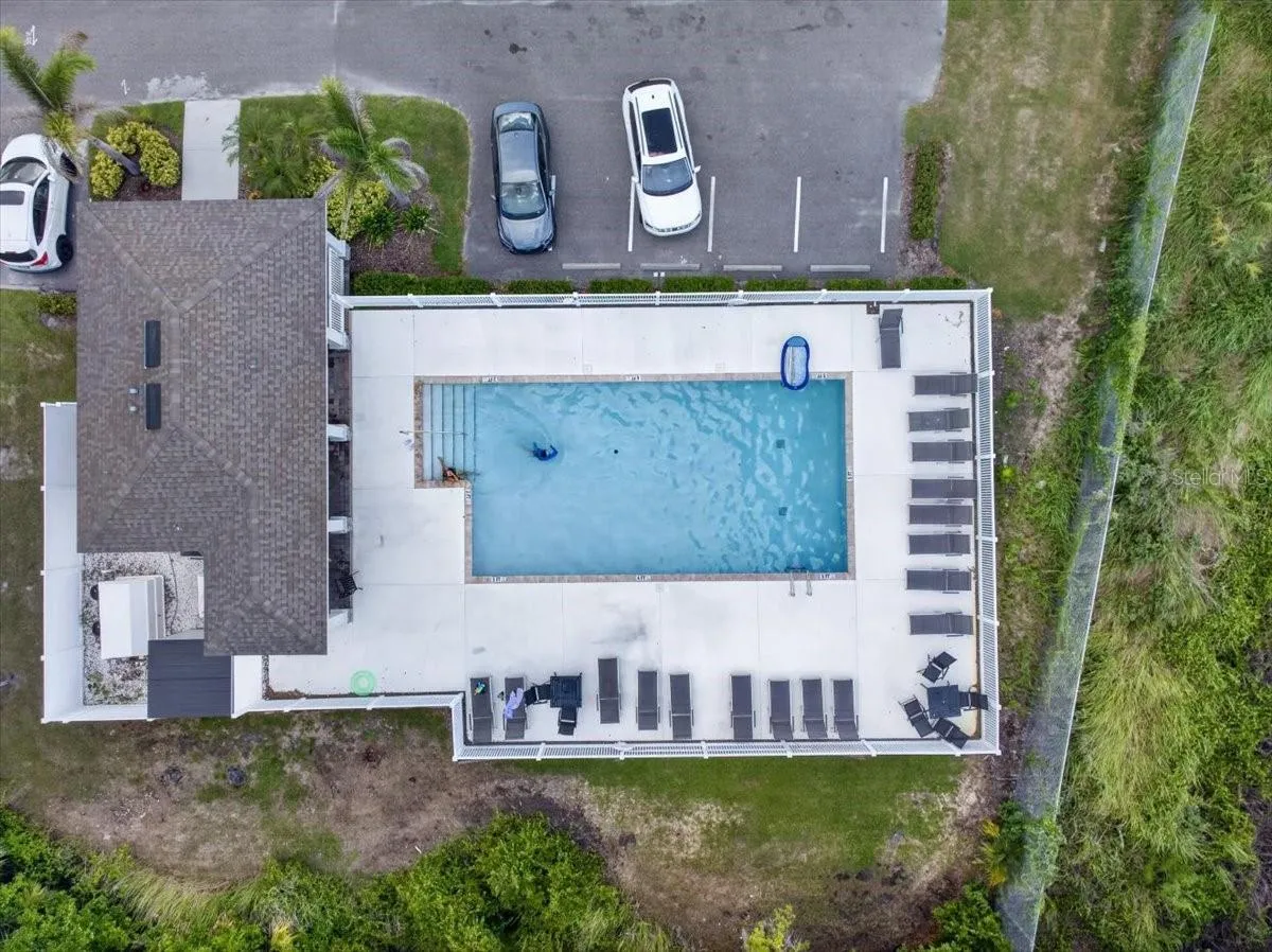 Pool, walking proximity