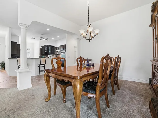 Formal dinning room