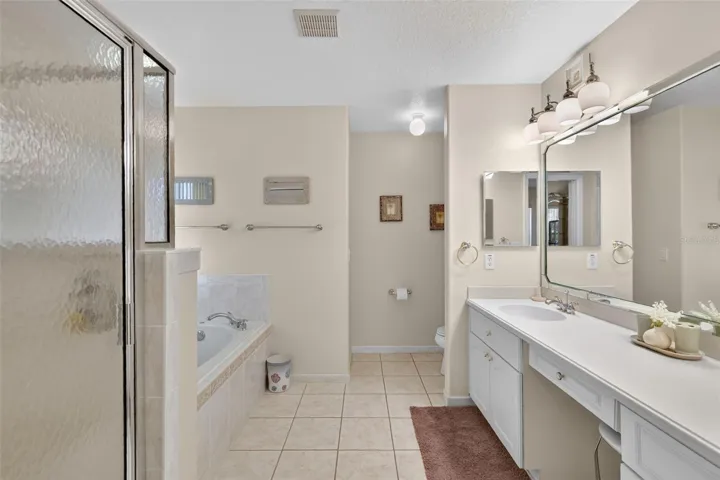 Primary ensuite Bath