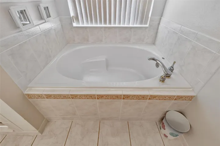 Primary Garden Tub