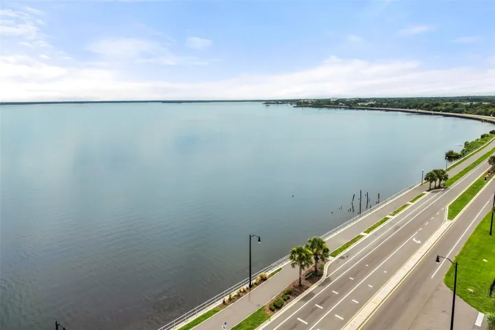 Just outside the gates, enjoy the scenic Sanford RiverWalk, waterfront marina, charming shops, local restaurants, breweries, and all the character of Historic Downtown Sanford—everything you need for the perfect Florida lifestyle!