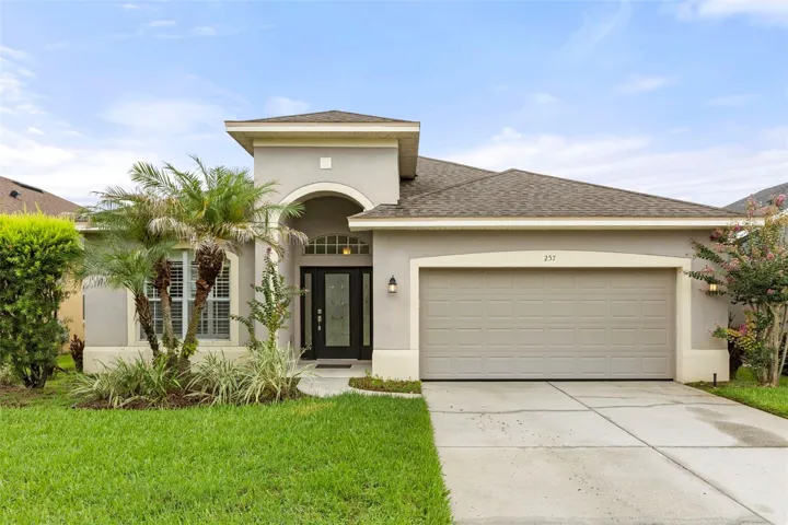 Single level pool home close to all that downtown Sanford has to offer!