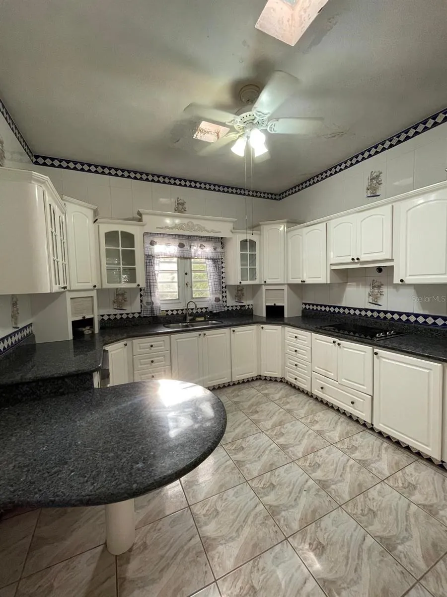 Kitchen/Cocina
