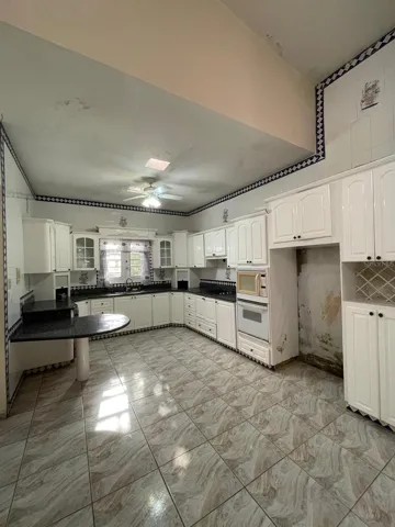 Kitchen/Cocina