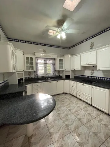 Kitchen/Cocina