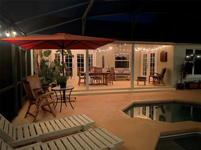 Lanai/Deck night