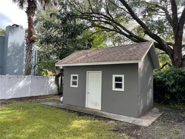 shed/workshop/