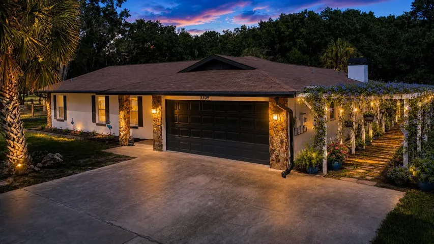 Twilight of 3309 Yellowknife Cir Wimauma Fl 33598