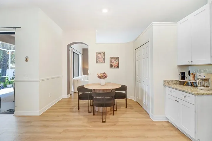 Eat in Kitchen Nook