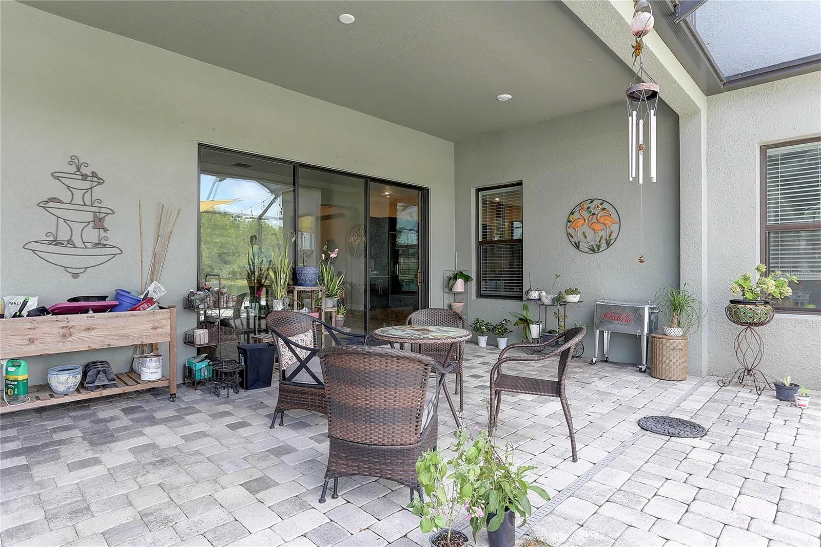 Covered lanai, pavers